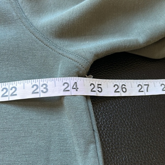 Spanx AirEssentials Crew Neck Dress Dark Olive Lightweight Pockets Shift Sz XL - Picture 11 of 12